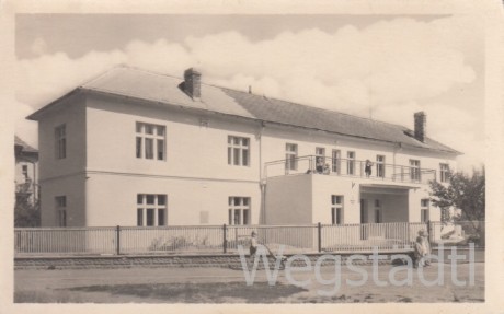 1948