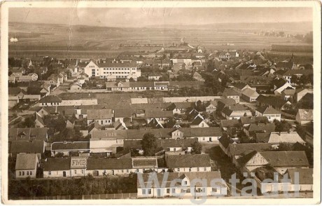 1933..