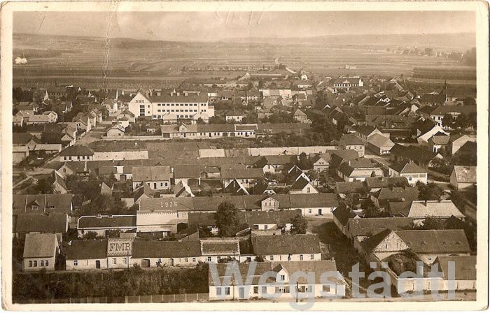 1933..